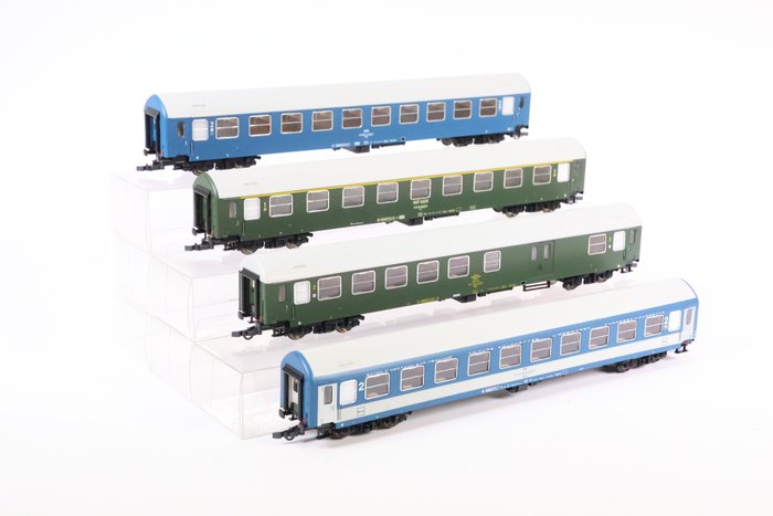 Sachsenmodelle H0 - 14009 - Ensemble de wagons de passagers pour trains miniatures (1) - Ensemble de quatre voitures 'Balkan Express, Sofia-Wien-Stuttgart'