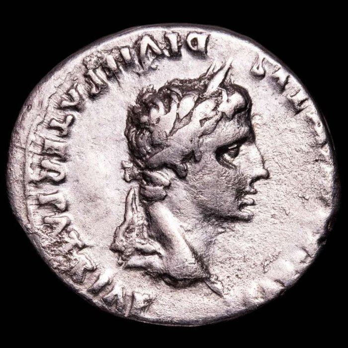 Empire romain. Auguste (27 av. J.-C.-14 apr. J.-C.). Denarius from Lugdunum mint (Lyon, France) 2 BC-4 AD - AVGVSTI F COS DESIG PRINC IVVENT, Gaius and Lucius.
