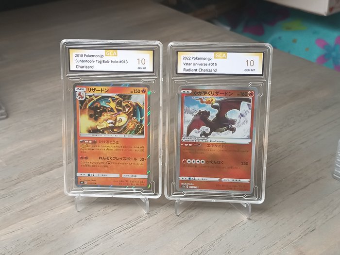 Pokémon - 2 Card - Charizard