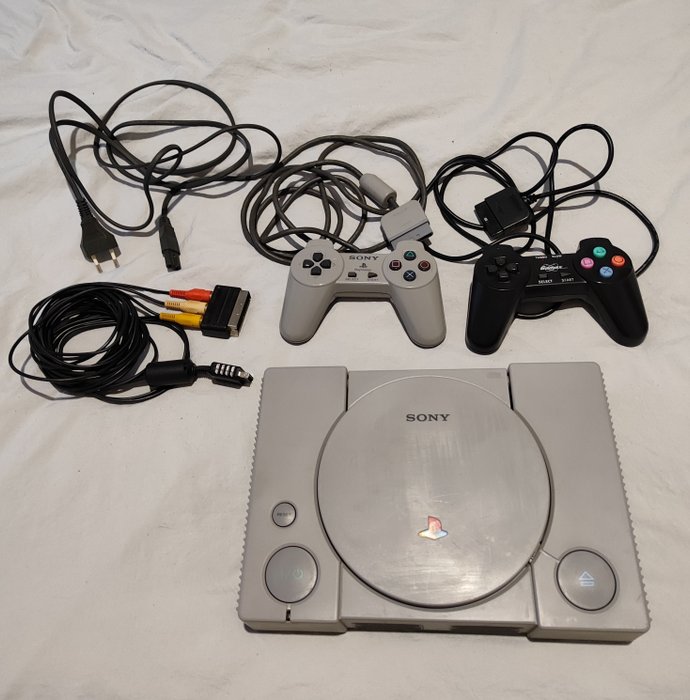 Sony - PlayStation 1 - Tv-spelkonsol (1)
