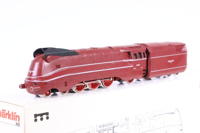 Märklin H0 - 3089 - Dampflokomotive mit Tender (1) - BR 01 1055 - DRG