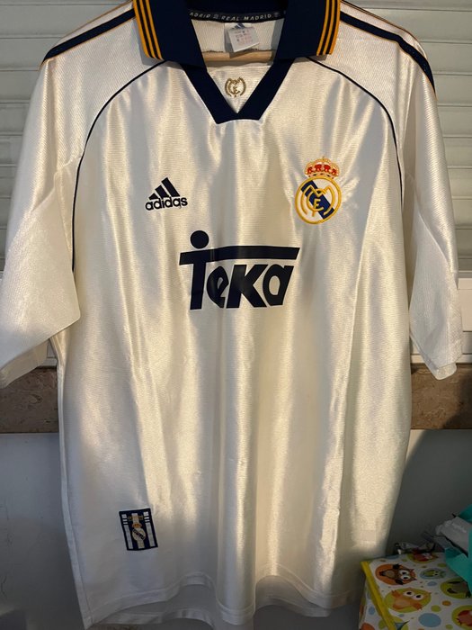 Real Madrid - Spanische Fußball-Liga - 1999 - Sporttrikot