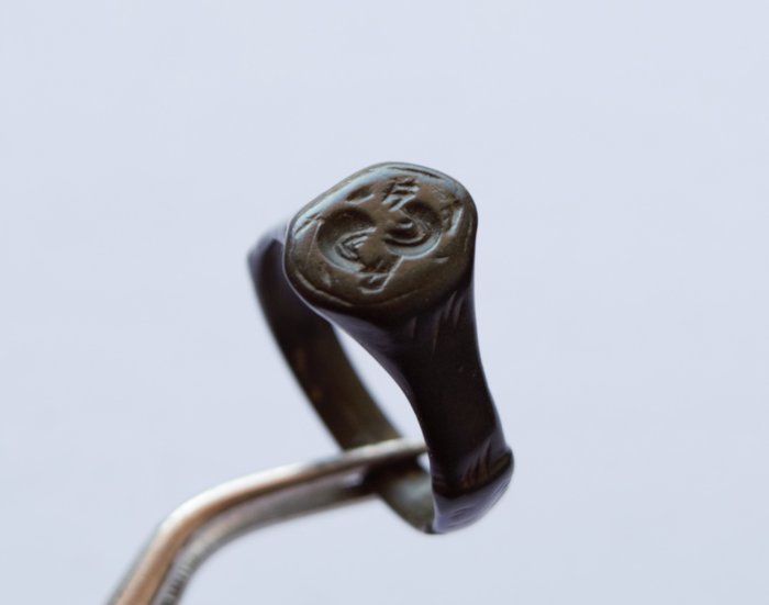 中世紀前期 青銅色 戒指