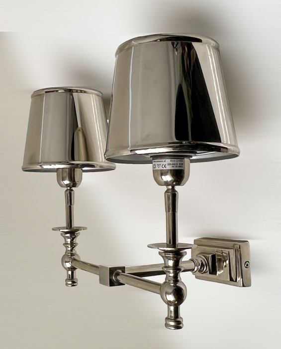 Colmore - Vegglampe (1) - Elegant vegglampe skinnende forkrommet metall