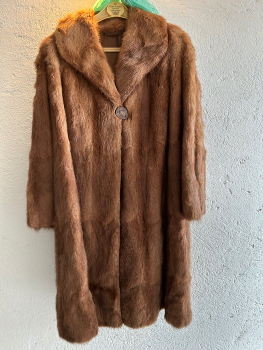 pelliccia - Γούνινο παλτό