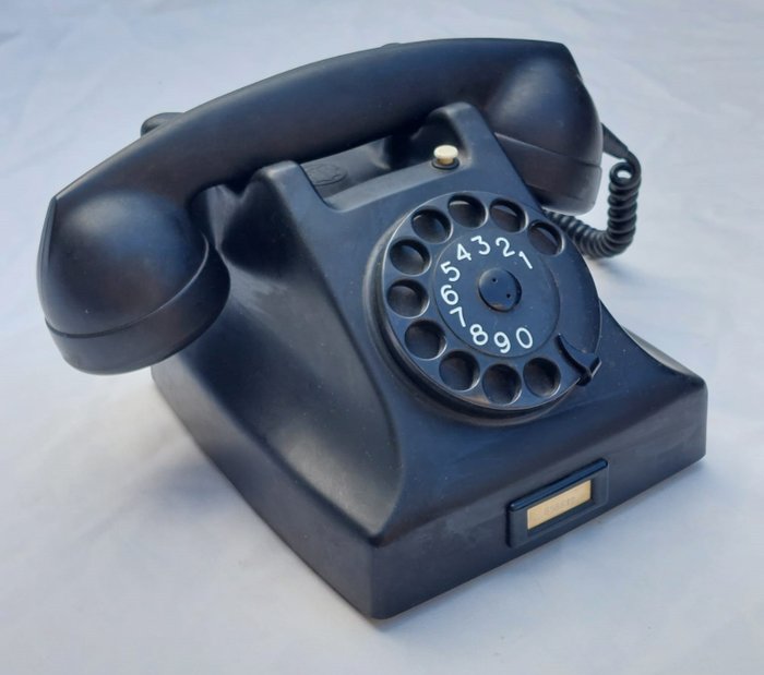 Ericsson for PTT - 模拟电话 - 1951型 - 人造树胶