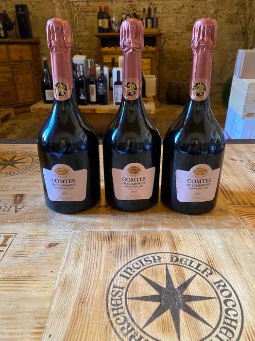 2011 Taittinger, Comtes de Champagne - Champagne Rosé - 3 Flasker (0,75 L)