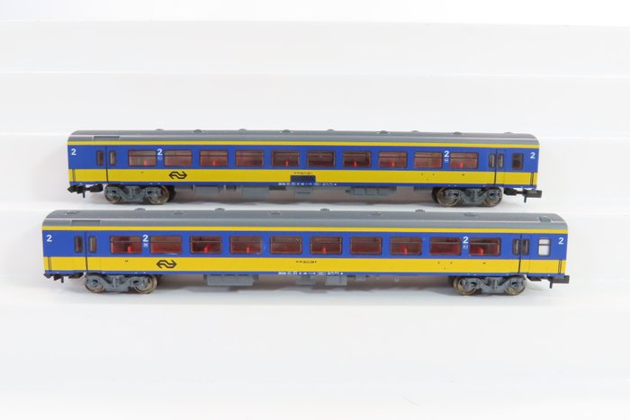 Minitrix N轨 - 13333/13334 - 模型火车客运车厢 (2) - 2节IC车厢一等座和二等座 - NS