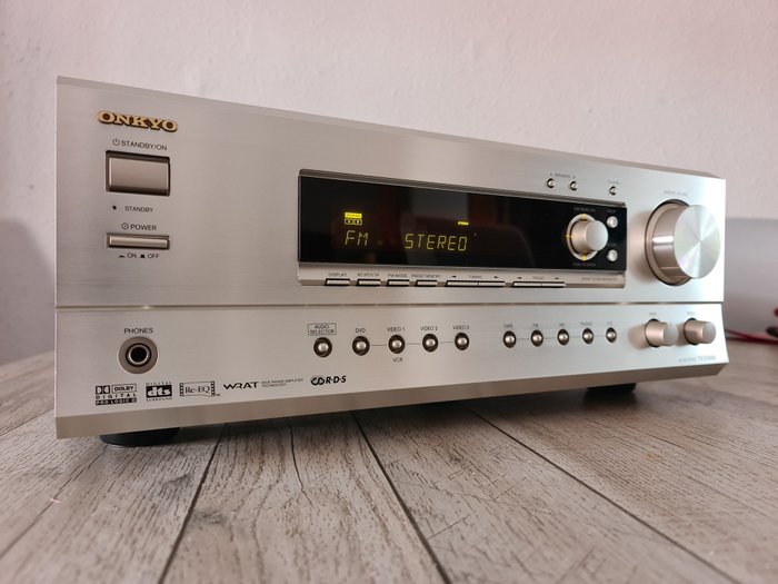 Onkyo - TX-DS595 Solid state multi-channel receiver