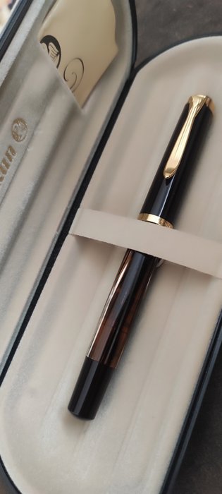 百利金 - M400 - 钢笔