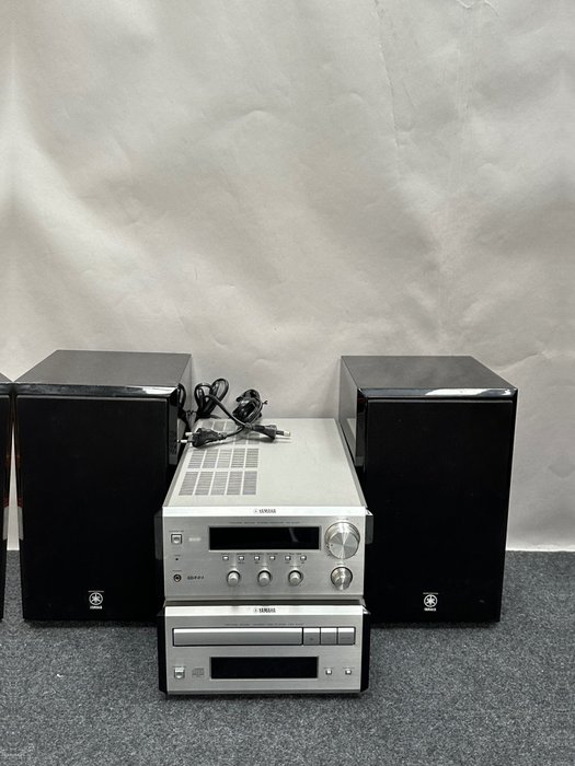Yamaha - RX-E400 / CDX-E400 / NX-E400 Ensemble hi-fi - Différents modèles