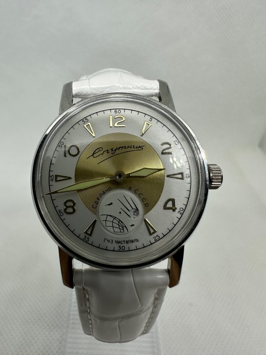 太空紀念品 - 「Sputnik『婚姻』腕錶－獻禮首次成功發射太空 - 1960-1970