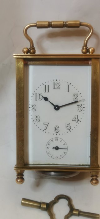 Zegary stołowe i biurkowe - Mosiądz – Brąz – Szkło - 1900-1910