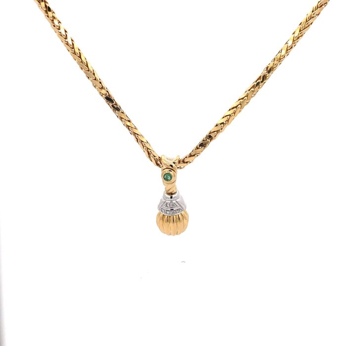 Necklace with pendant Yellow gold Emerald - Diamond 