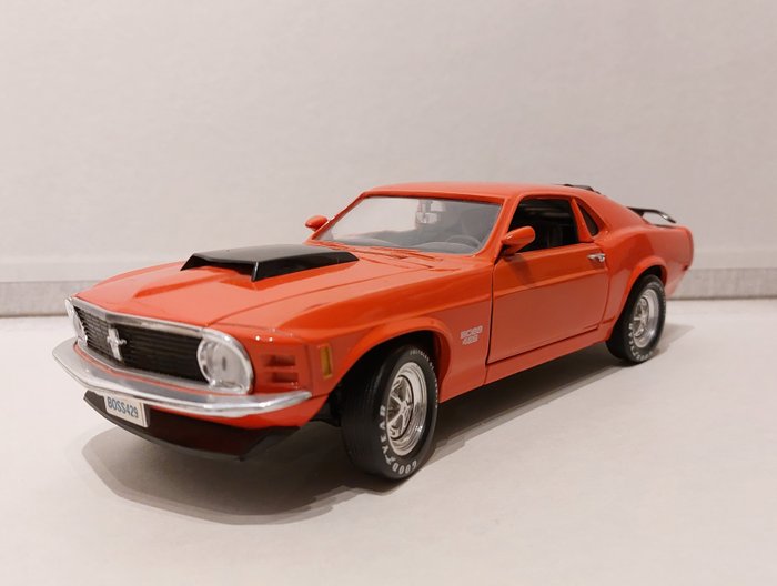 Ertl 1:18 - 1 - 模型汽车 - 1970 Boss Mustang - 珍藏版