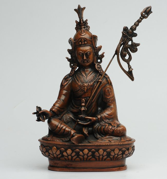佛教物品 - 精美的莲花生大士佛像 (1) - 黄铜色 - 2020年及之后