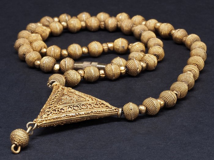 Collier de perles avec pendentif - Argent, Doré - Mauritanie