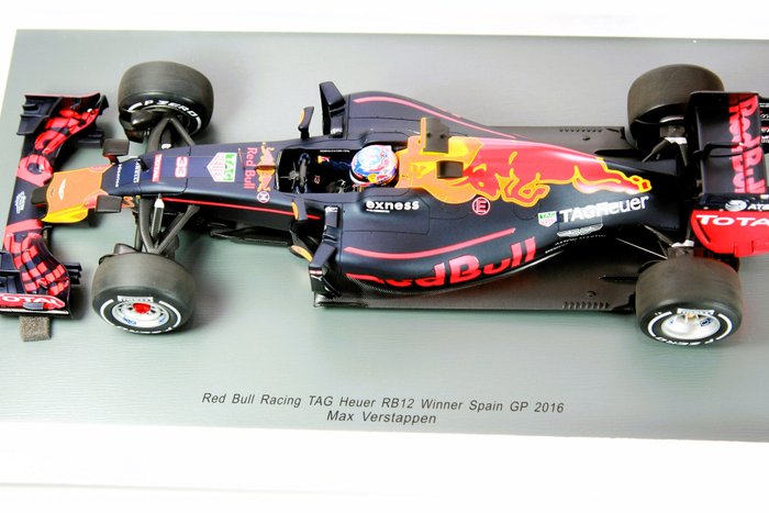 Spark 1:18 - 1 - Miniatura de carro de corrida - Max Verstappen 1:18 Red Bull RB12 Max Verstappen Winner Spanish GP 2016 - Extremamente raro de encontrar
