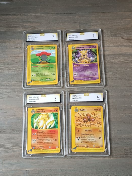 Pokémon - 4 Card - 4 Expedition cards