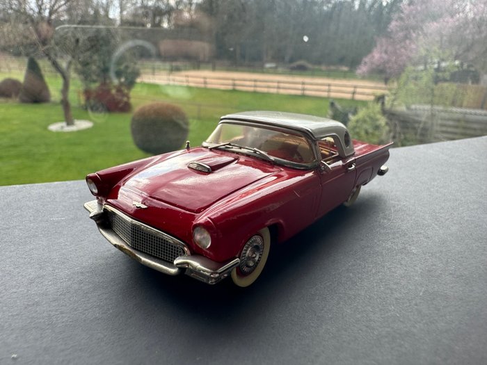 Conquest models by SMTS 1:43 - 1 - Coche a escala - Ford Thunderbird hardtop