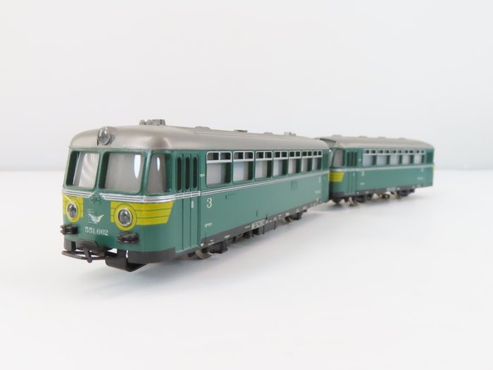 Märklin H0 - 3135 - Motorwagen (1) - Typ 551 und 731, Schienenbus-Set mit Anhänger und Innenbeleuchtung - CFV3V (chemin de fer des 3 vallées)