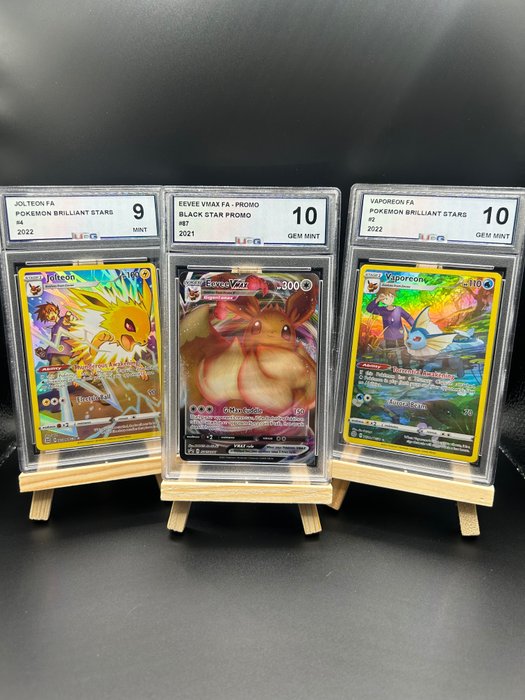 Pokémon - 3 Graded card - Jolteon/Eevee/Vaporeon - UCG