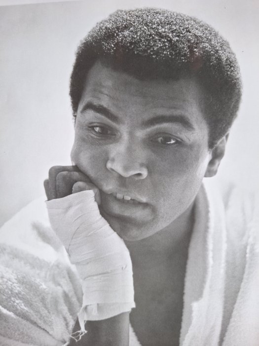 Muhammad Ali (born Cassius Marcellus Clay, Jr) - «Miami’s 5th Street Gym» 1970