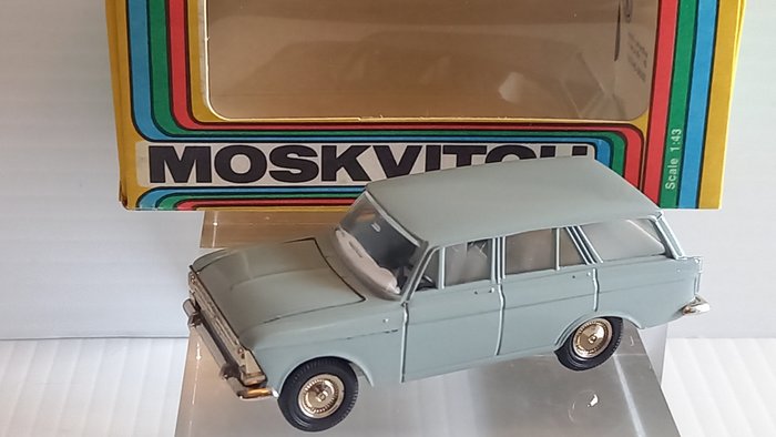 Novoexport, Saratov, USSR 1:43 - Pienoismalliauto  (2) -Moskvich 427