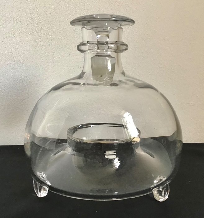 Flaske - Sjælden stor hvepsefanger med prop i mundblæst glas