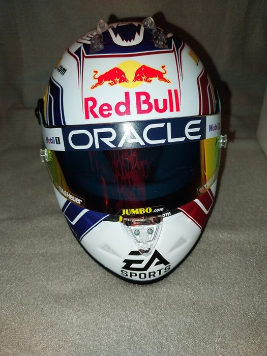 Schubert 1:2 - 1 - Modellbil - Helmet Max Verstappen  Dutch GP 2023
