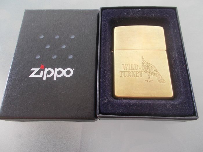 Zippo - Zippo - Brass Wild Turkey whiskey XI - Sytytin - Messinki