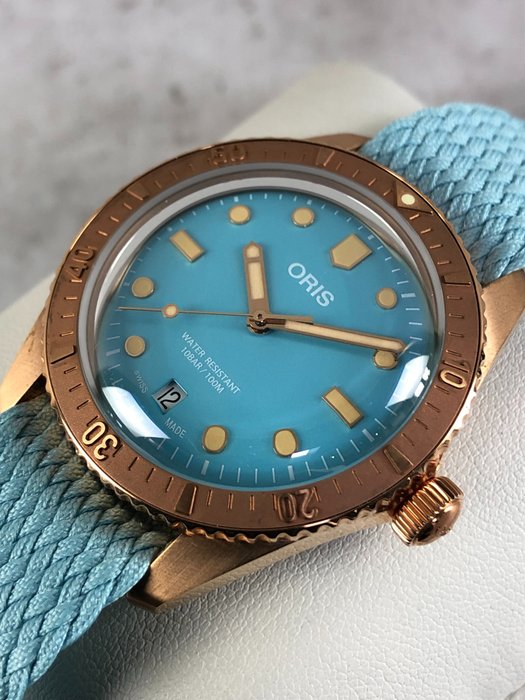 Oris - Divers Sixty-Five Cotton Candy Bronze Automatic - 01 733 7771 3155-07 3 19 02BRS - 中性 - 2011至今