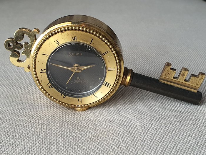 桌鐘和座鐘 - 一把奇妙的“鑰匙”，Swiza 帶鬧鐘 - Swiza - 黃銅 - 1960-1970