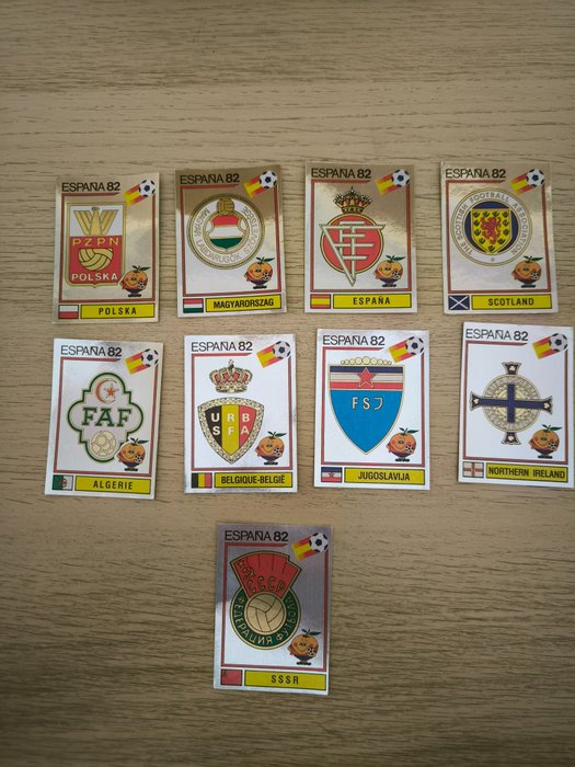 Panini - España 82 World Cup, 9 Metal Badge Different - 9 Loose stickers
