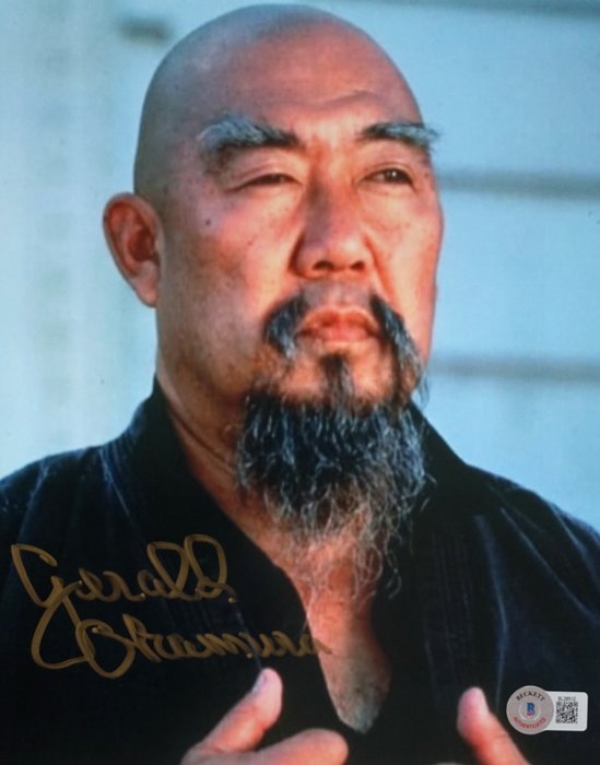 Big Trouble in Little China - Gerald Okamura (Wing Kong Hatchet Man) - Autograph, Photo With Beckett COA