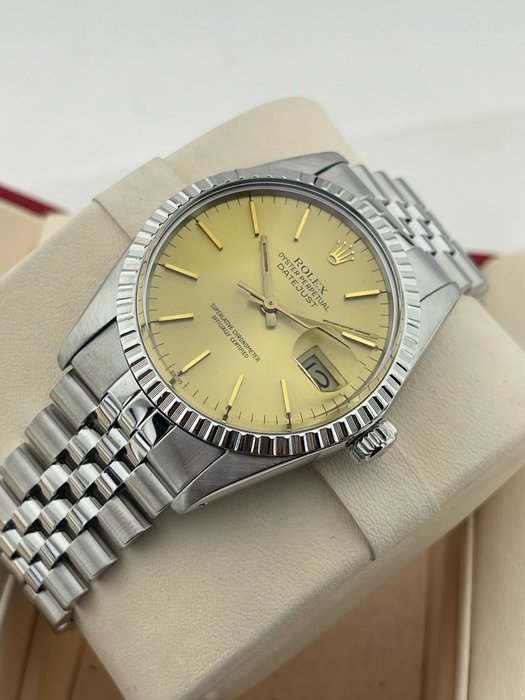 Rolex - Oyster Perpetual Datejust - 16030 - Mænd - 1984
