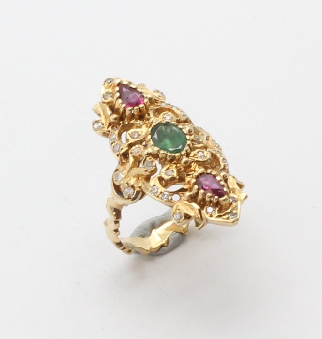 No Reserve Price Ring - Yellow gold Diamond - Mixed gemstones 
