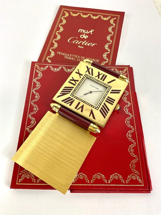Desk clock - Cartier -   Gold plated metal - 1900-2000