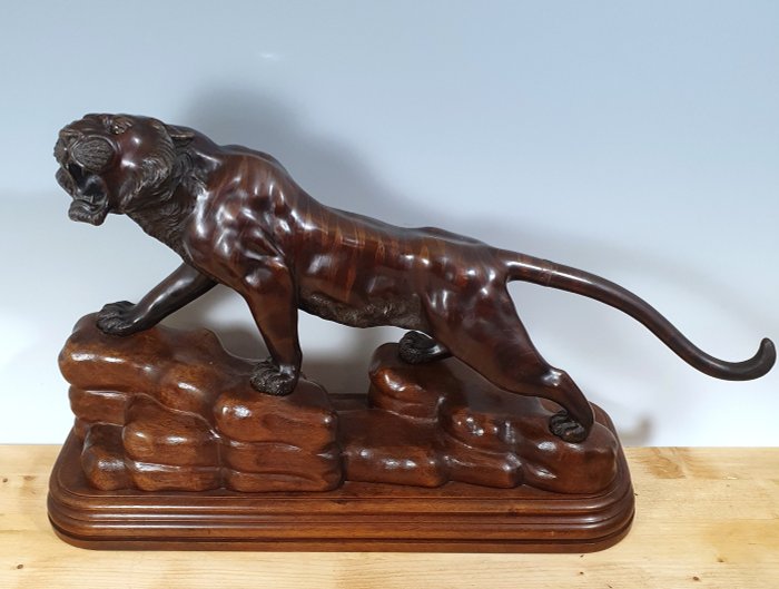 青銅色 - 老虎 - 明治時期（1868-1912）