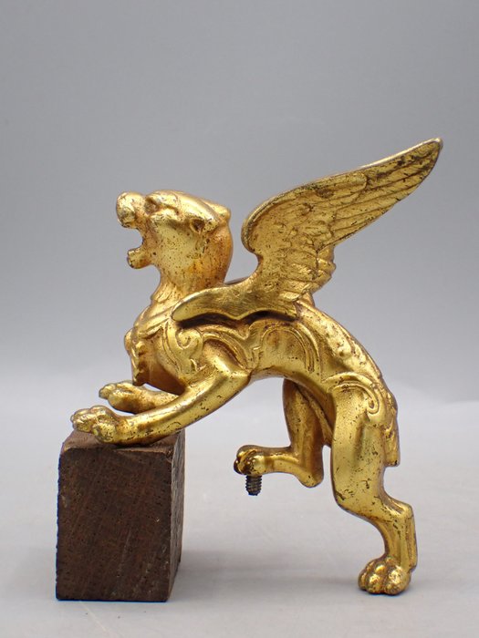 Skulptur, Griffin - 10.5 cm - Bronze (vergoldet)