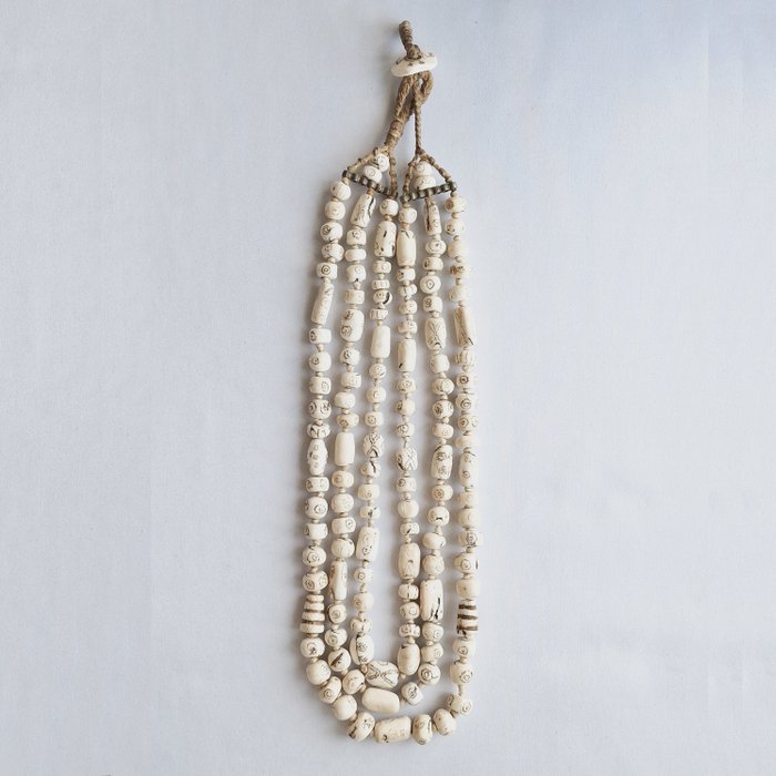 Nagaland Ciseled Seashell Komplett Halsband Beads Talisman - 465 mm