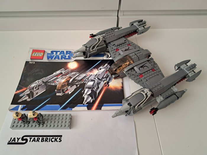 Lego - Star Wars - 7673 - MagnaGuard Starfighter - 2000-2010