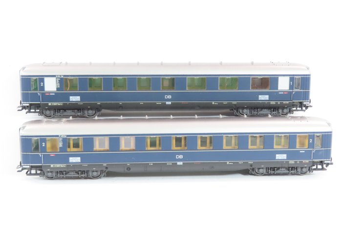 Märklin H0轨 - 43238 - 模型火车客运车厢 (1) - 2 件套 Rheingold“Schürzenwagen”带照明 - DB