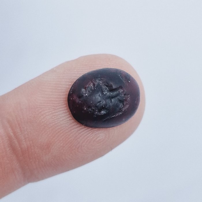 巴克特里亞 紫晶 雕刻馬珠護身符凸圓形 - 10 mm