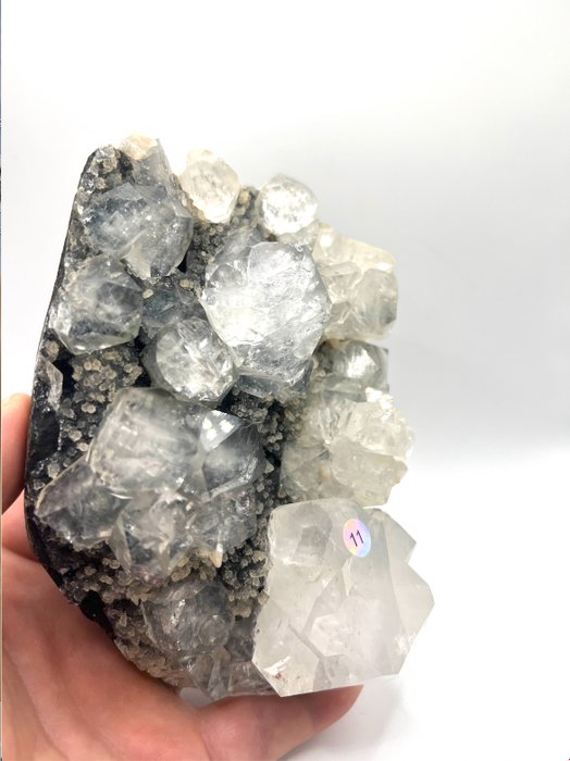 XL, Apophylit på svart Kalcedon och premite kristaller - Höjd: 15 cm - Bredd: 12 cm- 1332 g
