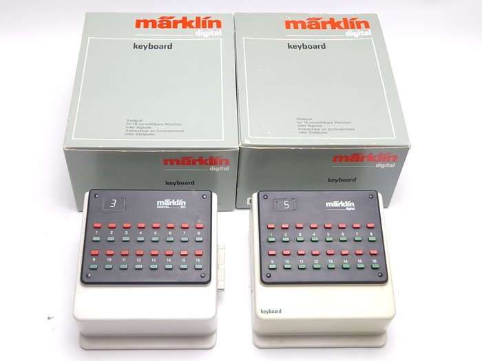 Märklin H0 - 6040 - Ψηφιακή μονάδα ελέγχου (2) - 2x Πληκτρολόγιο