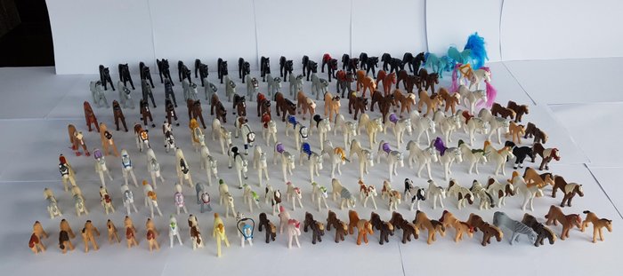 Playmobil Diverse Perioden - Playmobil Grote Verzameling Paarden 149x stuks - 1990-2000