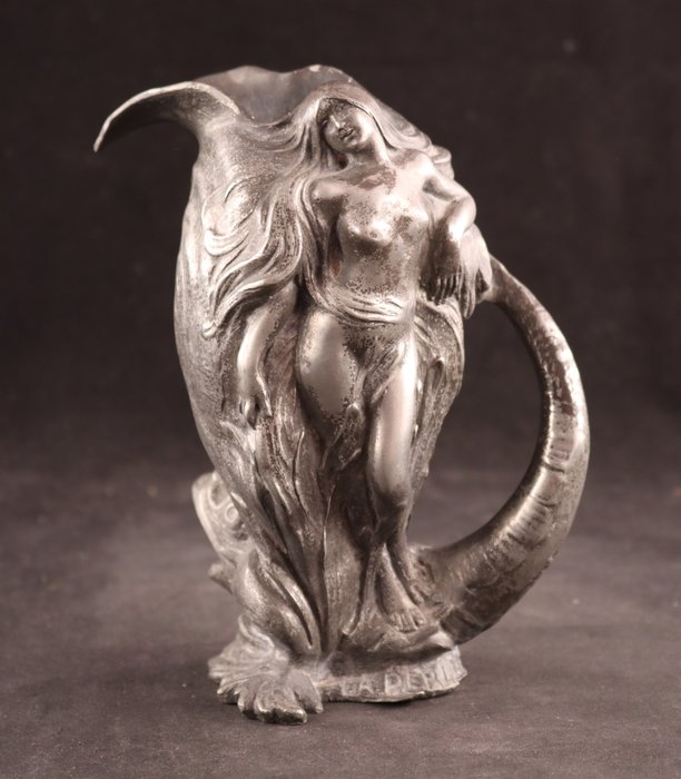 Art Nouveau vaas met naakte nimf - J. Sola (19th.) - Kanne - „La Perle“ - Zinn