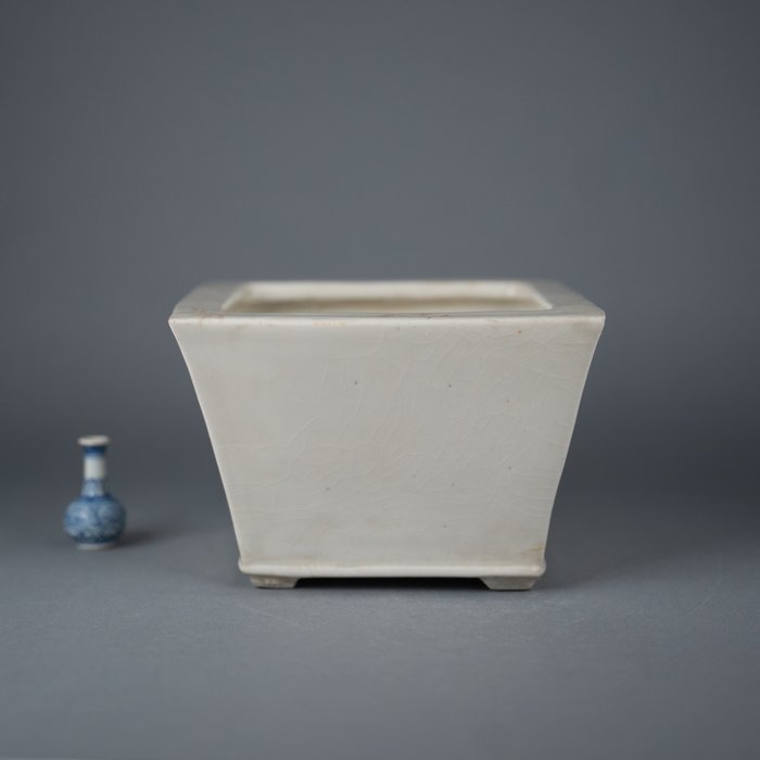 Żardiniera - Duże, monochromatyczne, kremowo-białe trzaski Jardiniere - piece Fujian - Porcelana