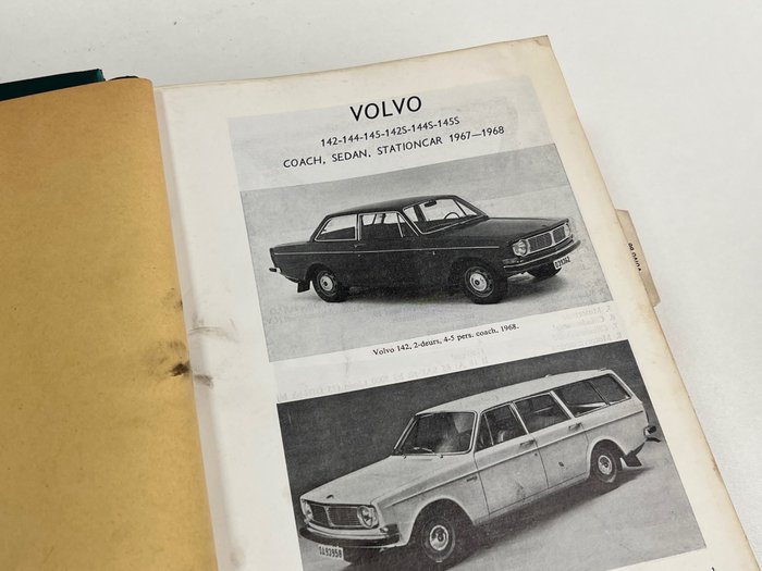 Book - Volvo - Diverse modellen, waaronder ook enkele DAF's
